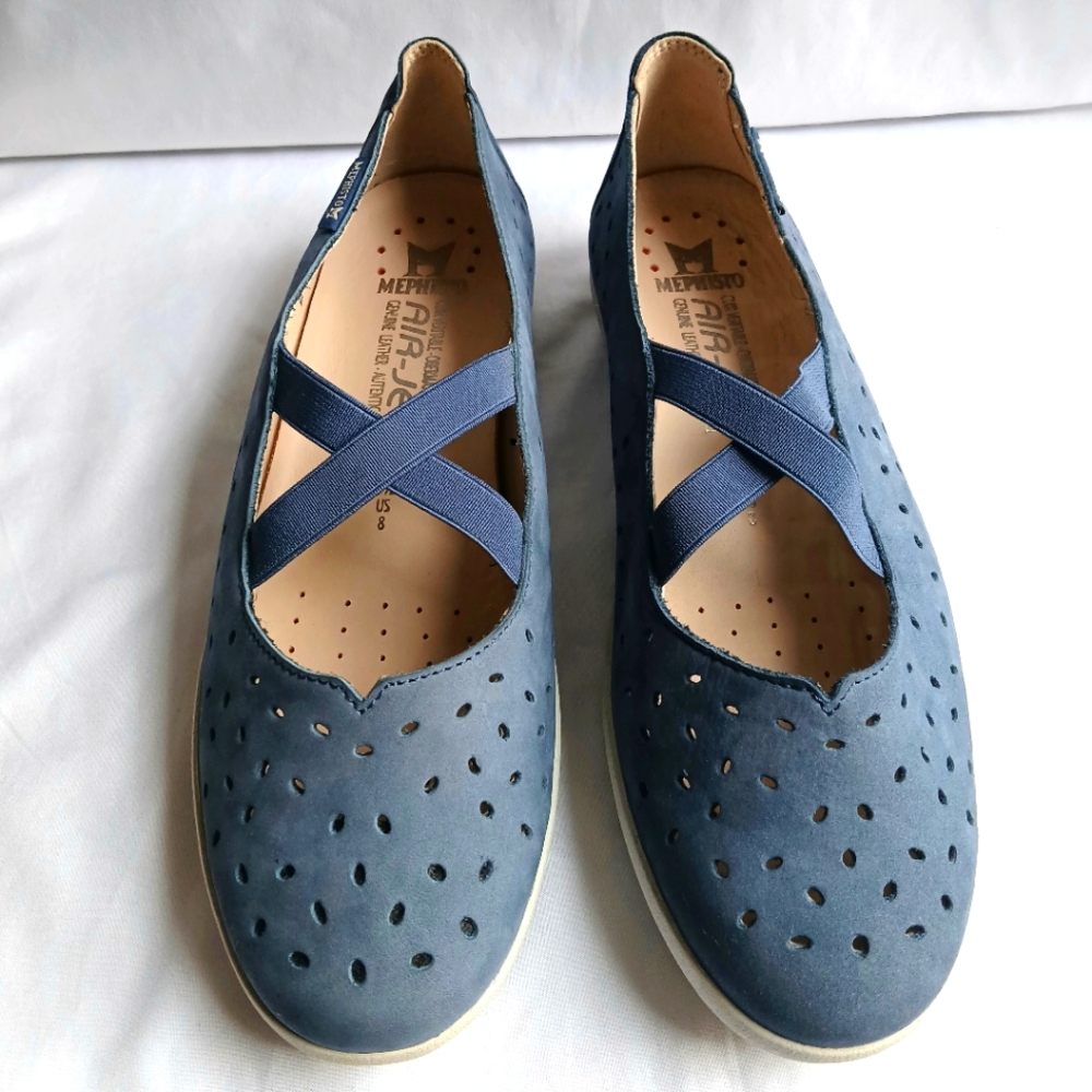 Mephisto Perforated Mary Jane Shoes 8M